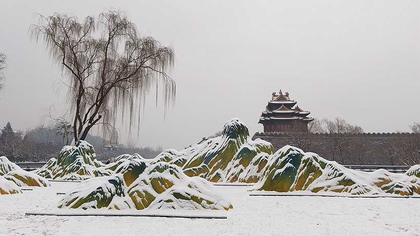 雪落京城景如画