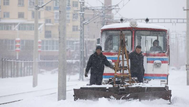 他们 为守护城市ʎ“雪”奋?>
          <span>2021-11-23</span>
          <p>他们 为守护城市ʎ“雪”奋?/p>
        </a>
      </div>
            <div>
        <a target=